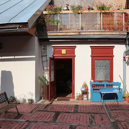 Na Zlatom Dvore, Historicky Dvor V Srdci Stiavnice *