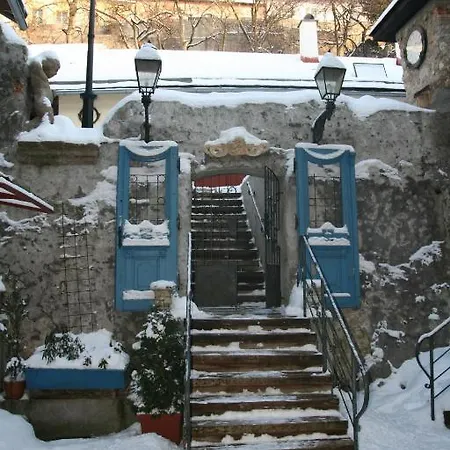 Na Zlatom Dvore, Historicky Dvor V Srdci Stiavnice *