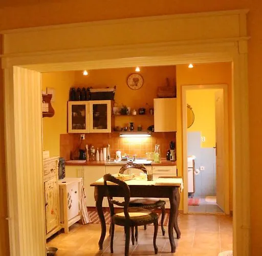 Na Zlatom Dvore, Historicky Dvor V Srdci Stiavnice Apartament Banská Štiavnica