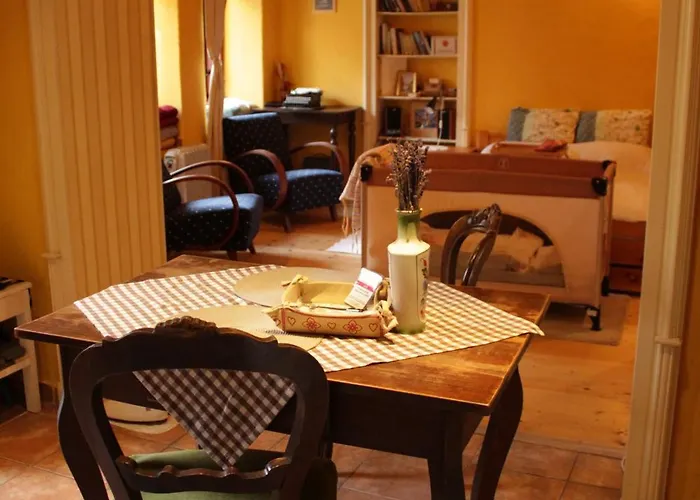 Na Zlatom Dvore, Historicky Dvor V Srdci Stiavnice Apartament *